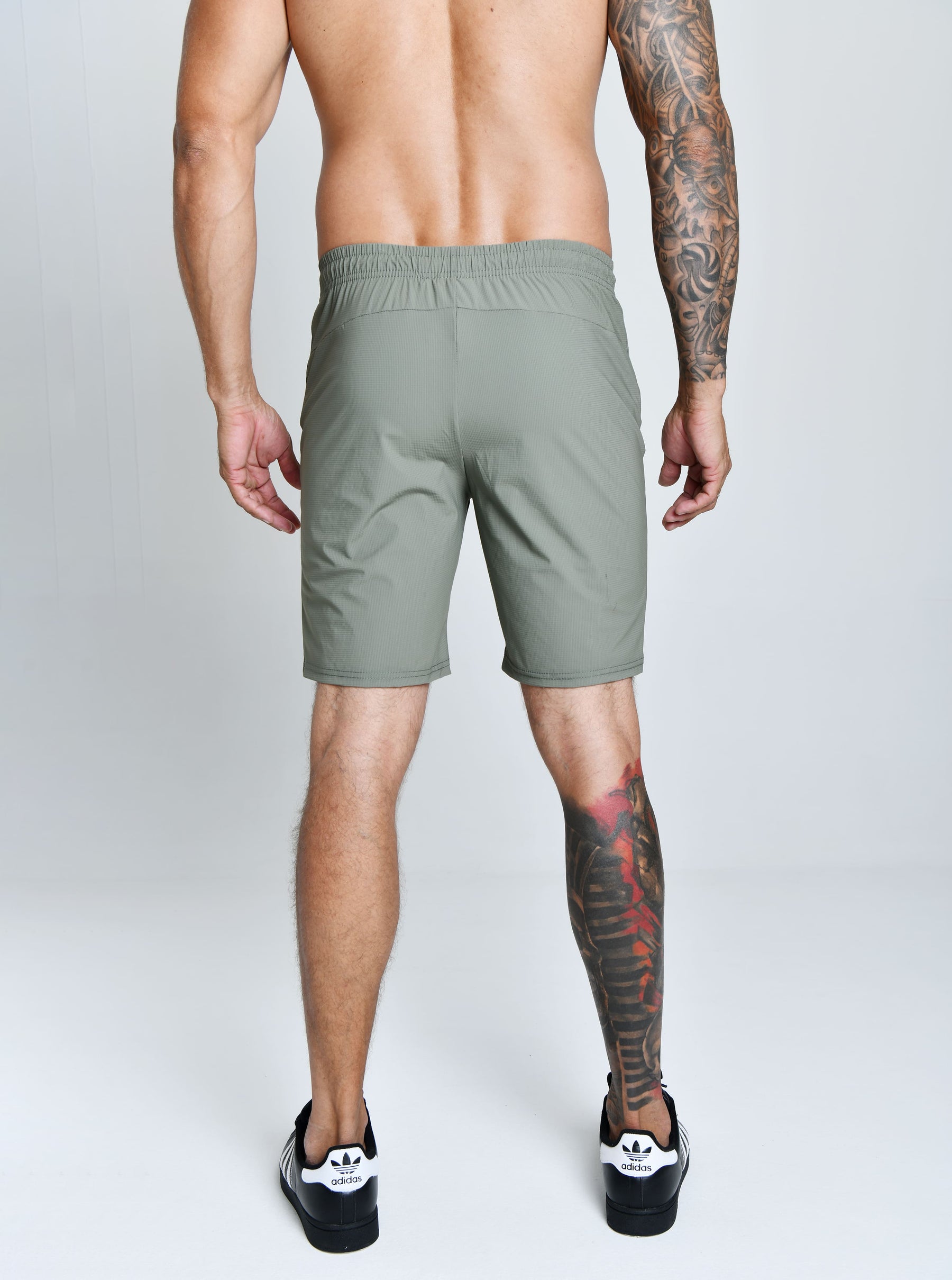 BERMUDA TECH FLEX™ | BERMUDA MASCULINA ACADEMIA TACTEL COM ELASTANO BOLSOS COM ZÍPER | SHORTS DE ALTA QUALIDADE | TABUAD