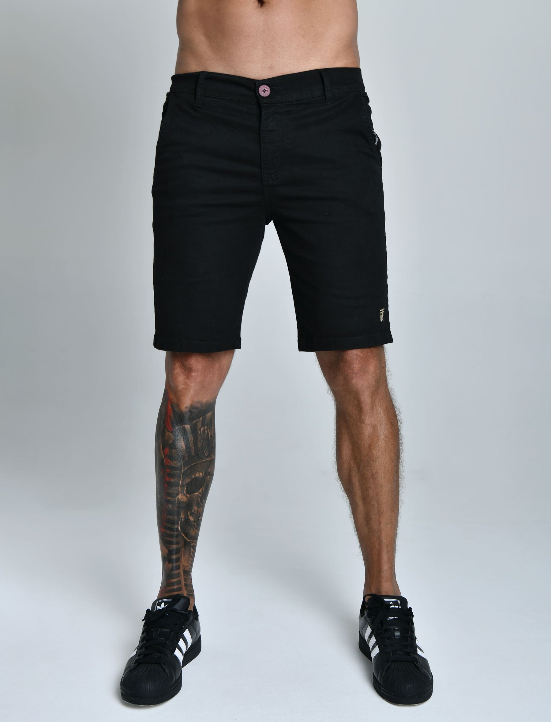 BERMUDA SARJA ACETINADA SUPRA™ — TABUADA | CONFORTO, ELASTICIDADE E SOFISTICAÇÃO