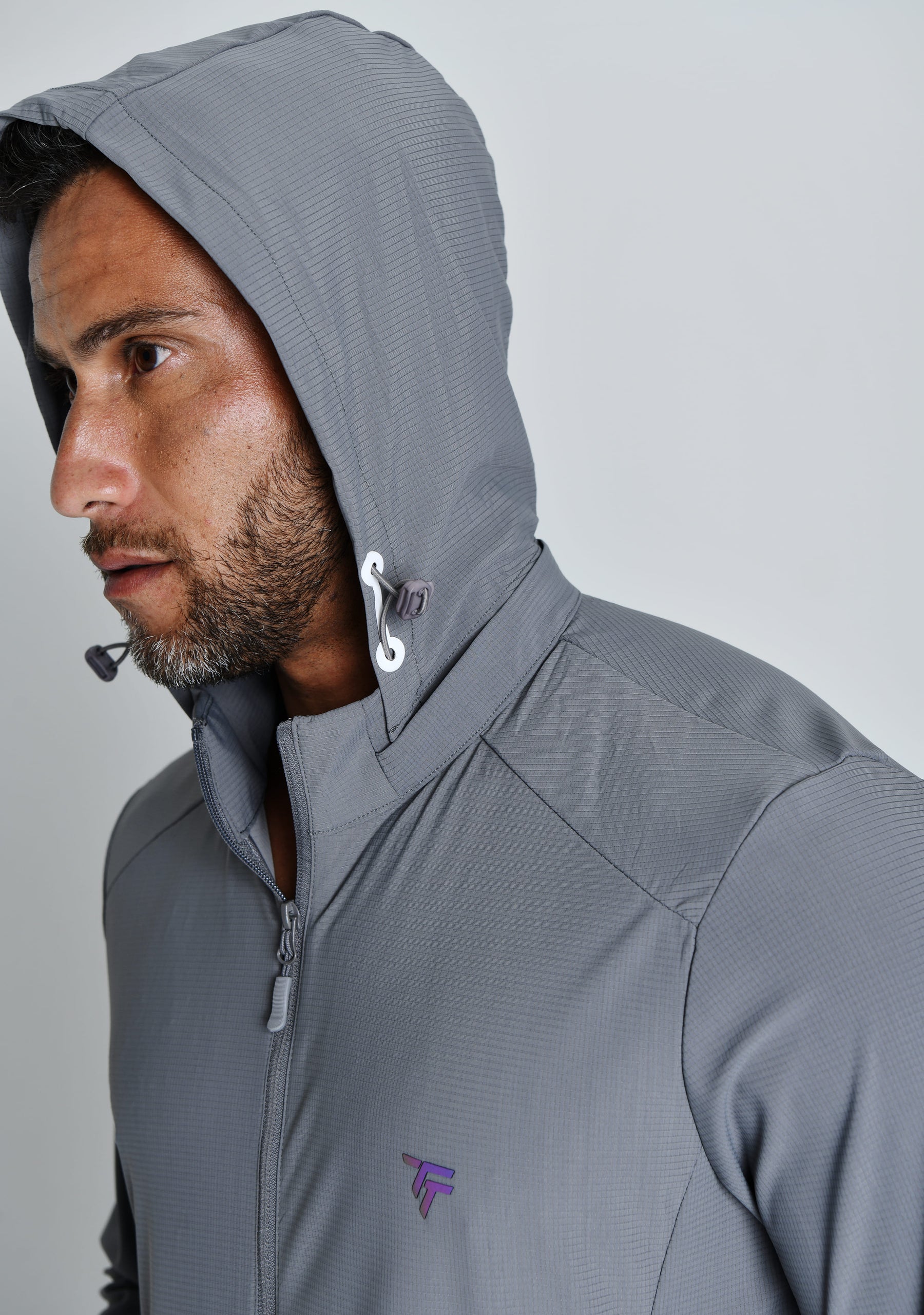 JAQUETA TECH WINDPRO™ — TABUADA | CORTA-VENTO TECNOLÓGICA E TOQUE GELADO CAPUZ REMOVÍVEL