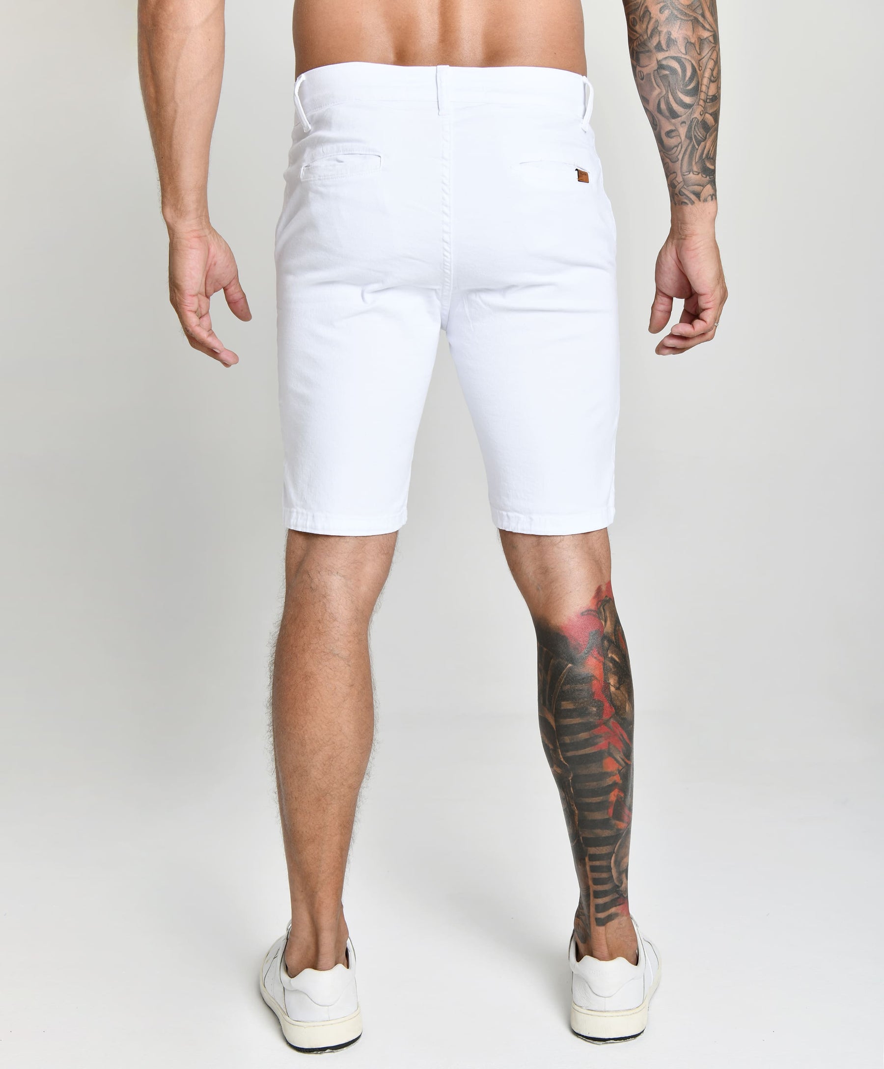 BERMUDA SARJA ACETINADA SUPRA™ — TABUADA | CONFORTO, ELASTICIDADE E SOFISTICAÇÃO