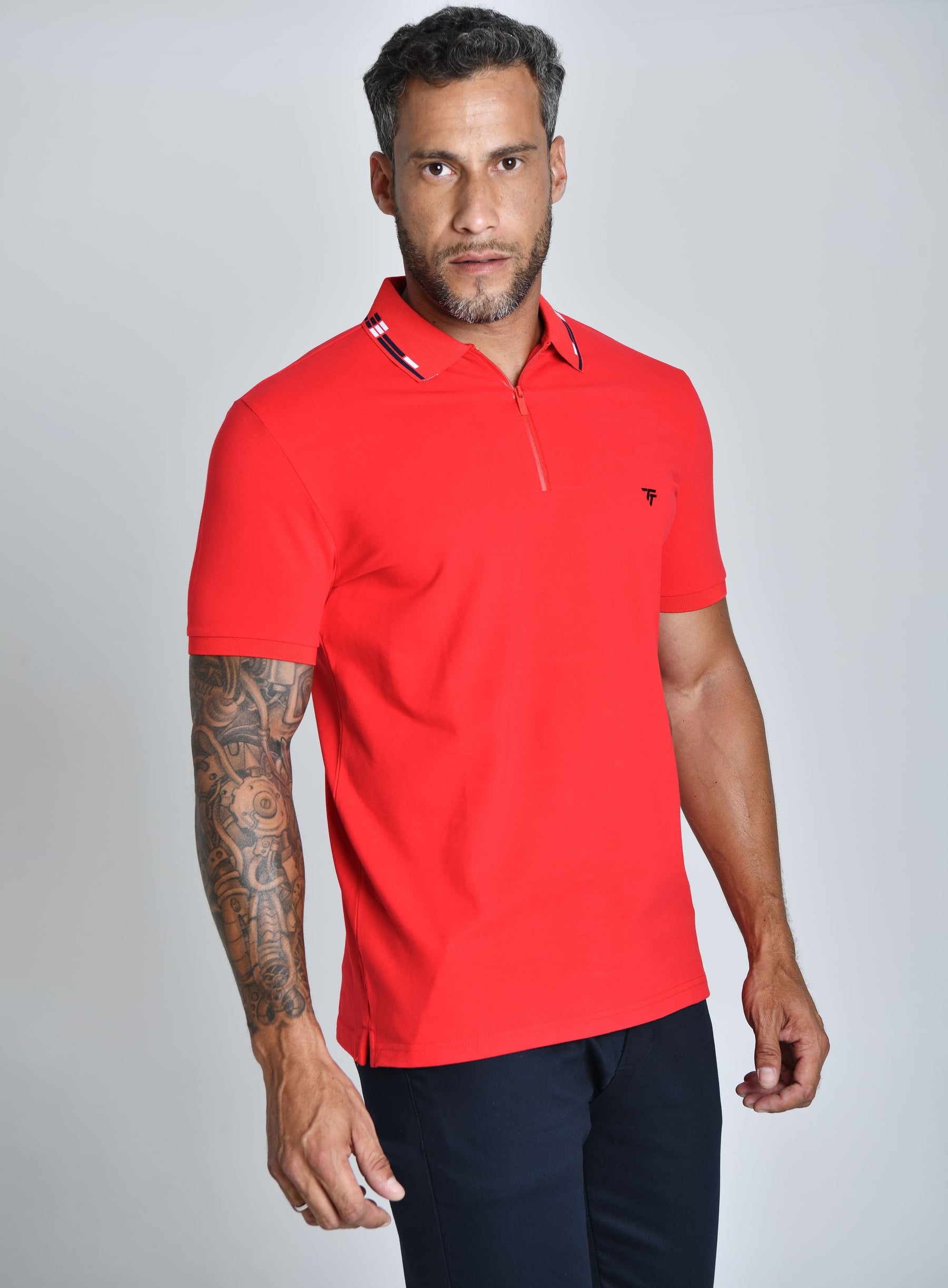 POLO TECH SUPREME™ TABUADA | TECNOLOGIA, CONFORTO E ELEGÂNCIA ATEMPORAL