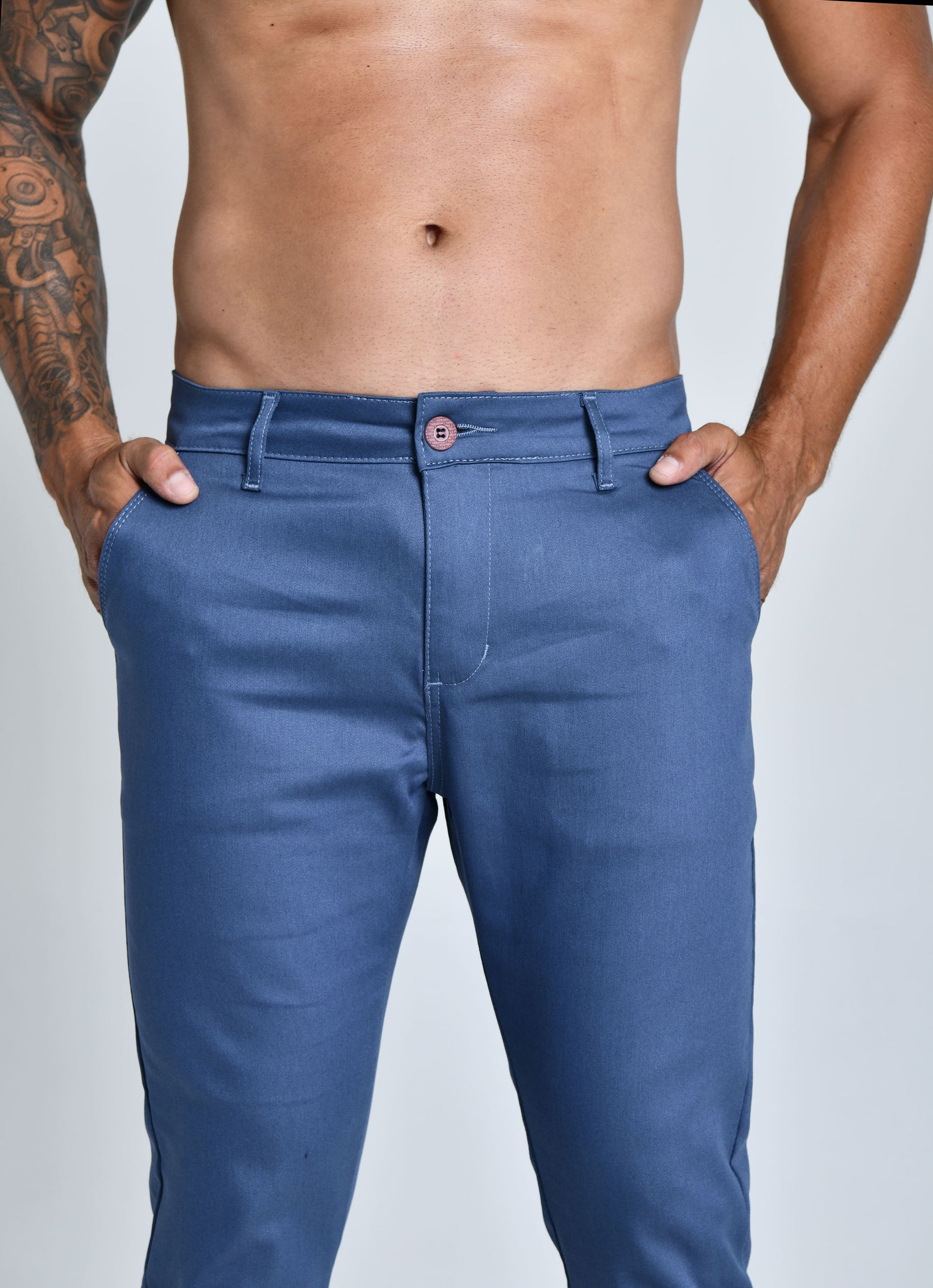 CALÇA SARJA ACETINADA SUPRA™ TABUADA | SLIM FIT, CONFORTO E SOFISTICAÇÃO