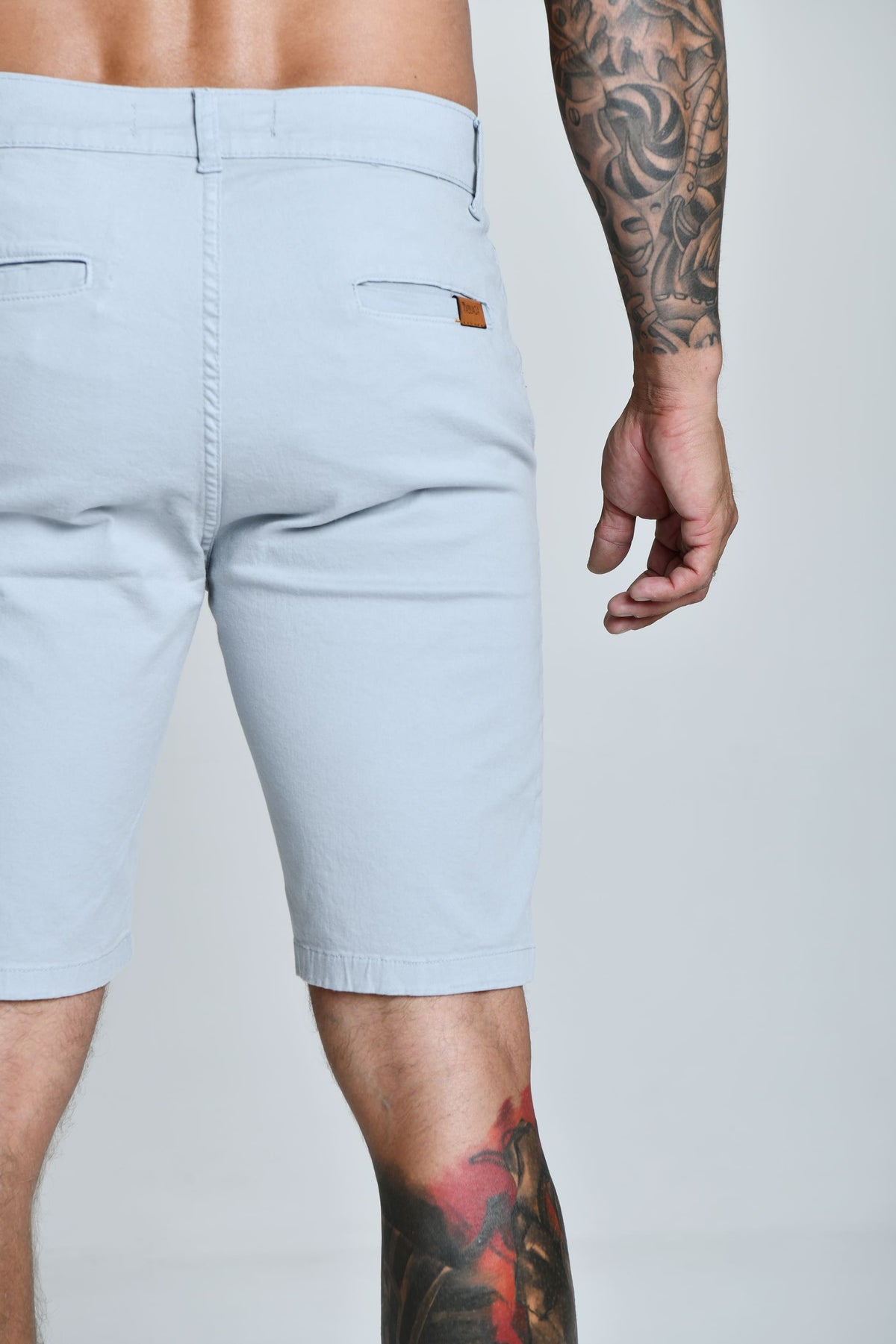 BERMUDA SARJA ACETINADA SUPRA™ — TABUADA | CONFORTO, ELASTICIDADE E SOFISTICAÇÃO