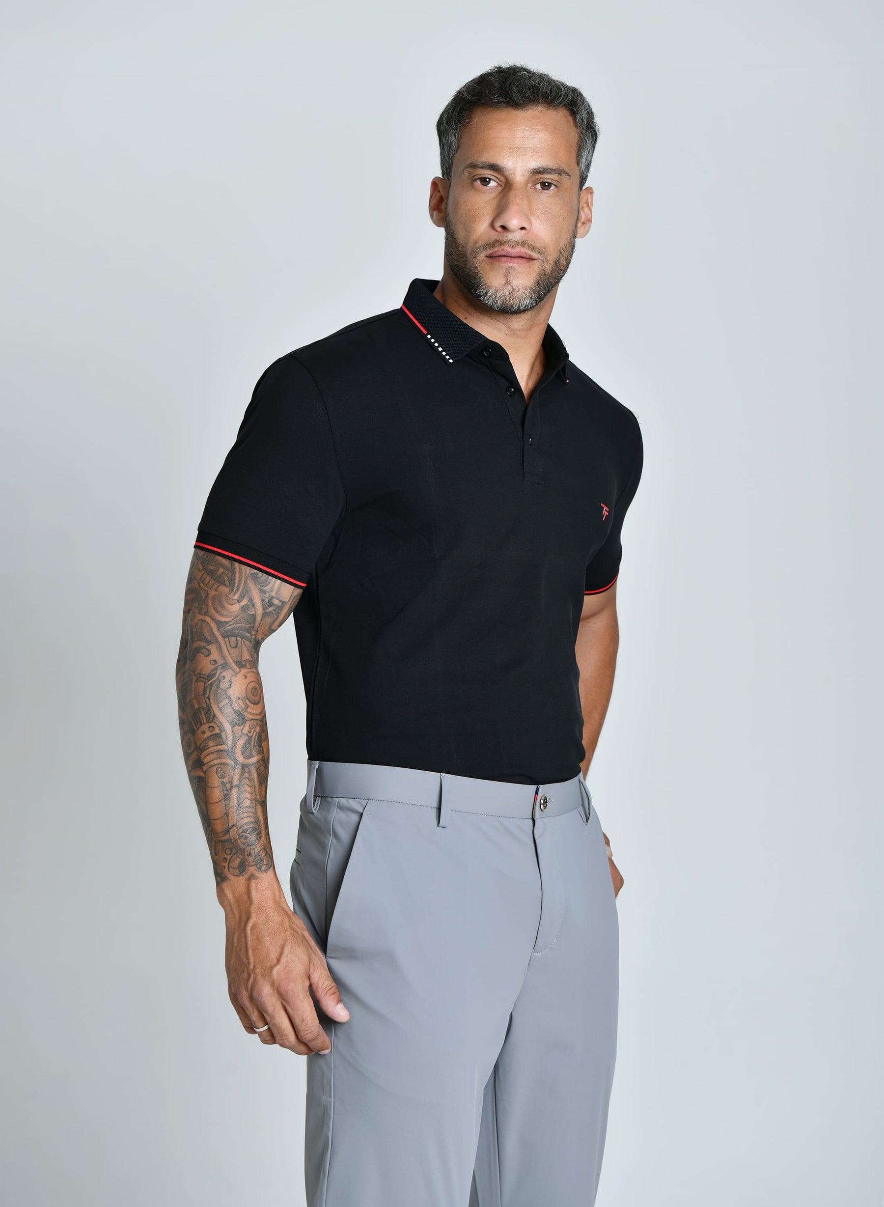 POLO TECH SUPREME™ TABUADA | TECNOLOGIA, CONFORTO E ELEGÂNCIA ATEMPORAL