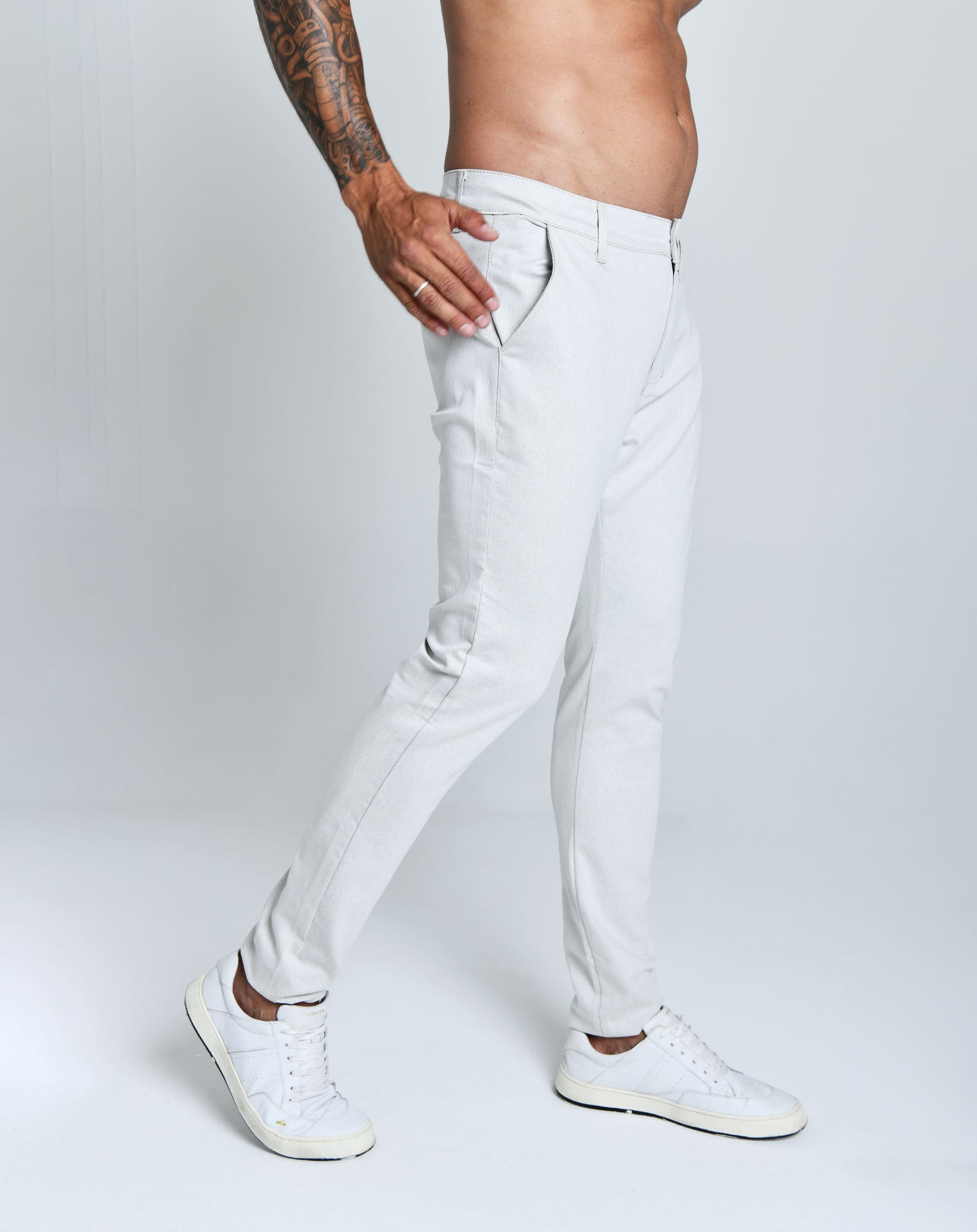 CALÇA SARJA ACETINADA SUPRA™  TABUADA | SLIM FIT, CONFORTO E SOFISTICAÇÃO