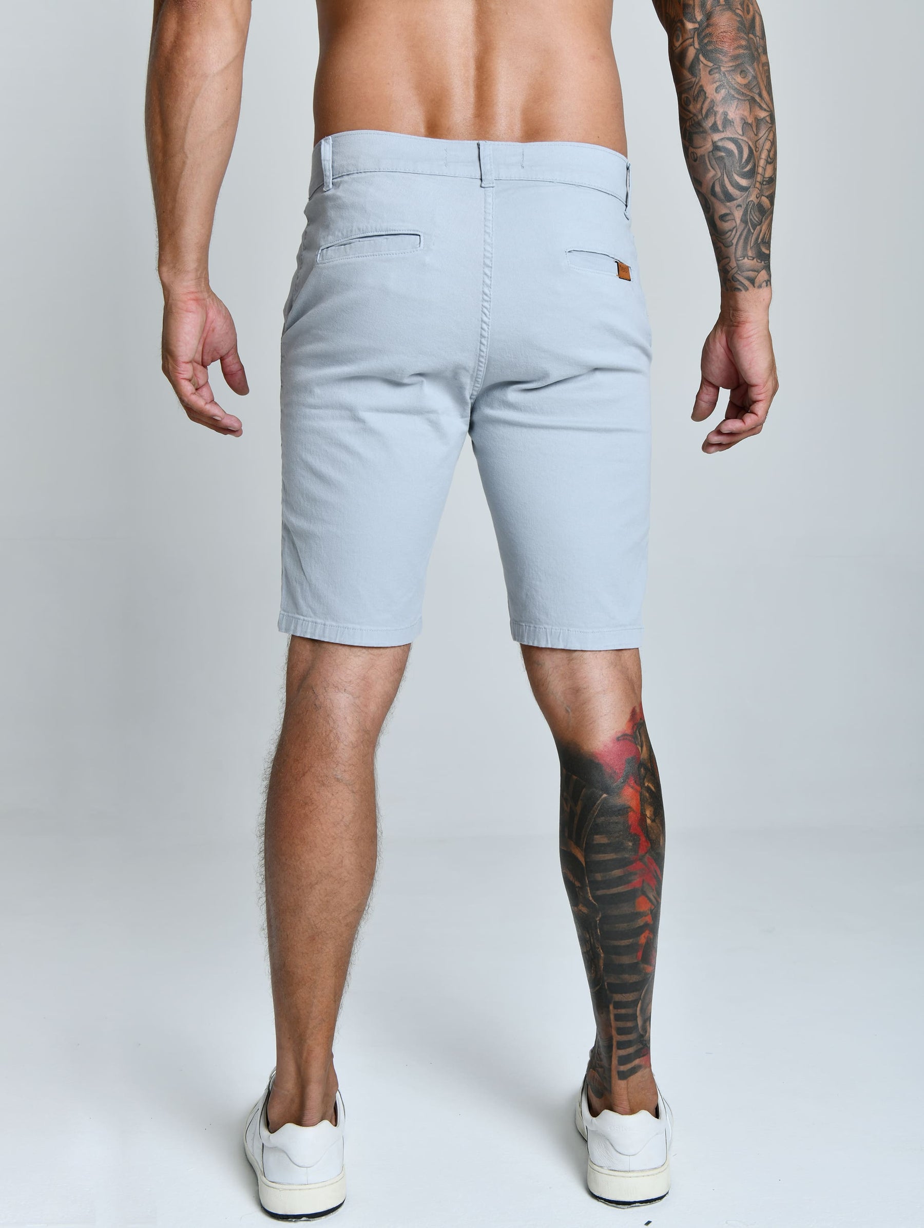 BERMUDA SARJA ACETINADA SUPRA™ — TABUADA | CONFORTO, ELASTICIDADE E SOFISTICAÇÃO