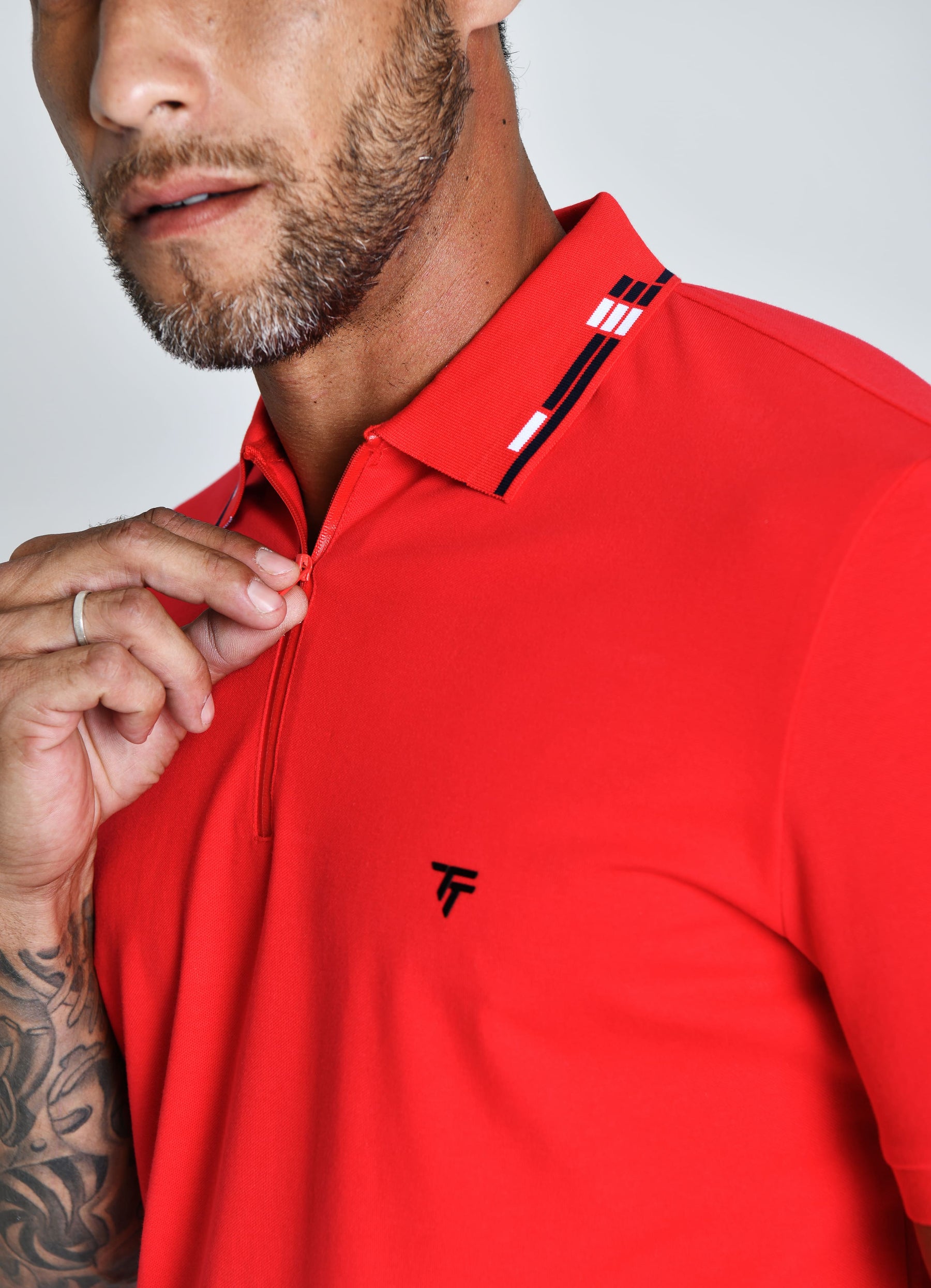 POLO TECH SUPREME™ TABUADA | TECNOLOGIA, CONFORTO E ELEGÂNCIA ATEMPORAL