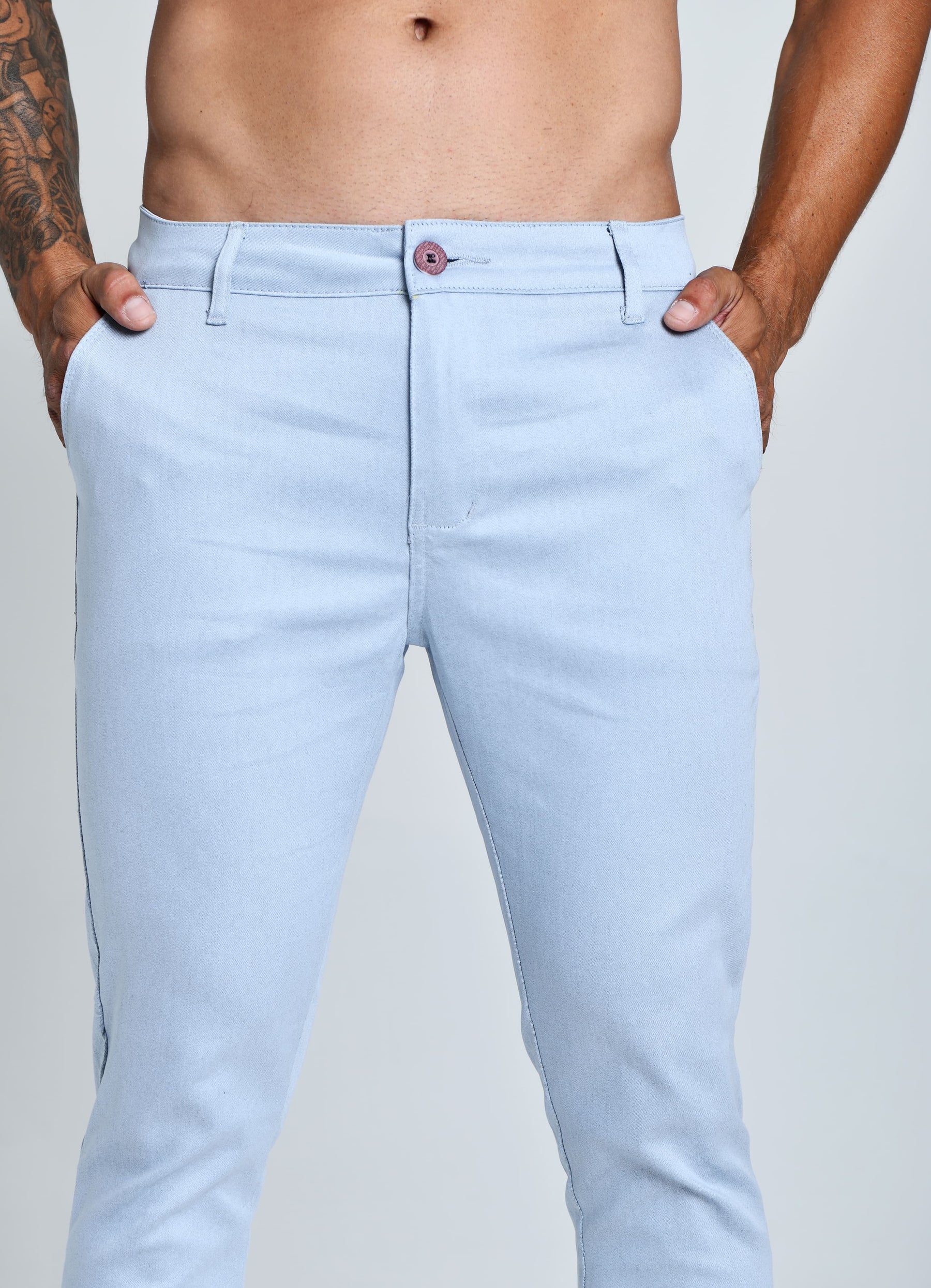 CALÇA SARJA ACETINADA SUPRA™  TABUADA | SLIM FIT, CONFORTO E SOFISTICAÇÃO