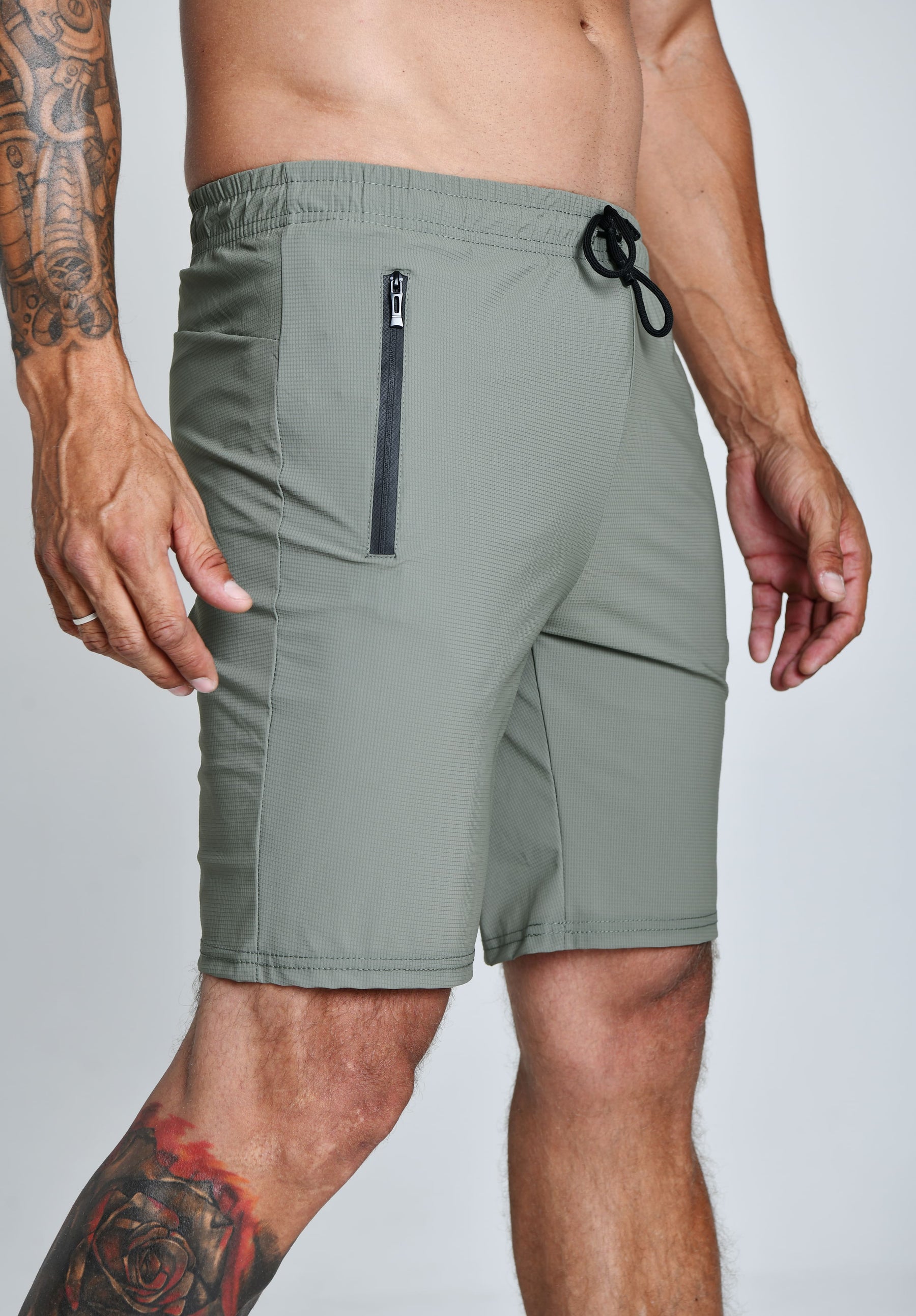 BERMUDA TECH FLEX™ | BERMUDA MASCULINA ACADEMIA TACTEL COM ELASTANO BOLSOS COM ZÍPER | SHORTS DE ALTA QUALIDADE | TABUAD