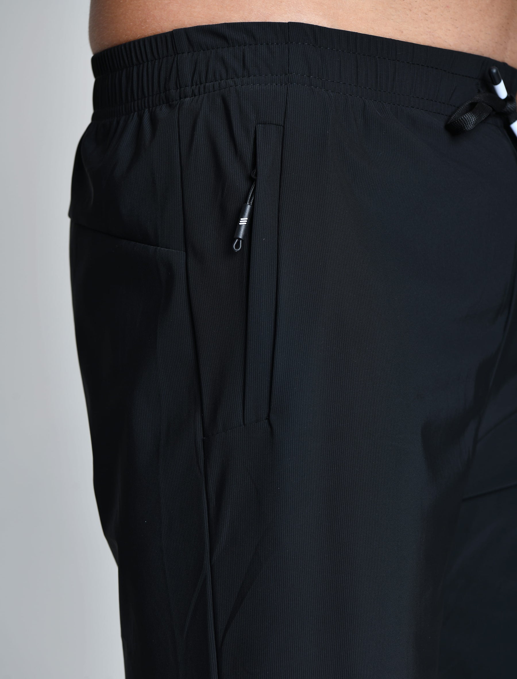 BERMUDA TECH FLEX™ | BERMUDA MASCULINA ACADEMIA TACTEL COM ELASTANO BOLSOS COM ZÍPER | SHORTS DE ALTA QUALIDADE | TABUAD