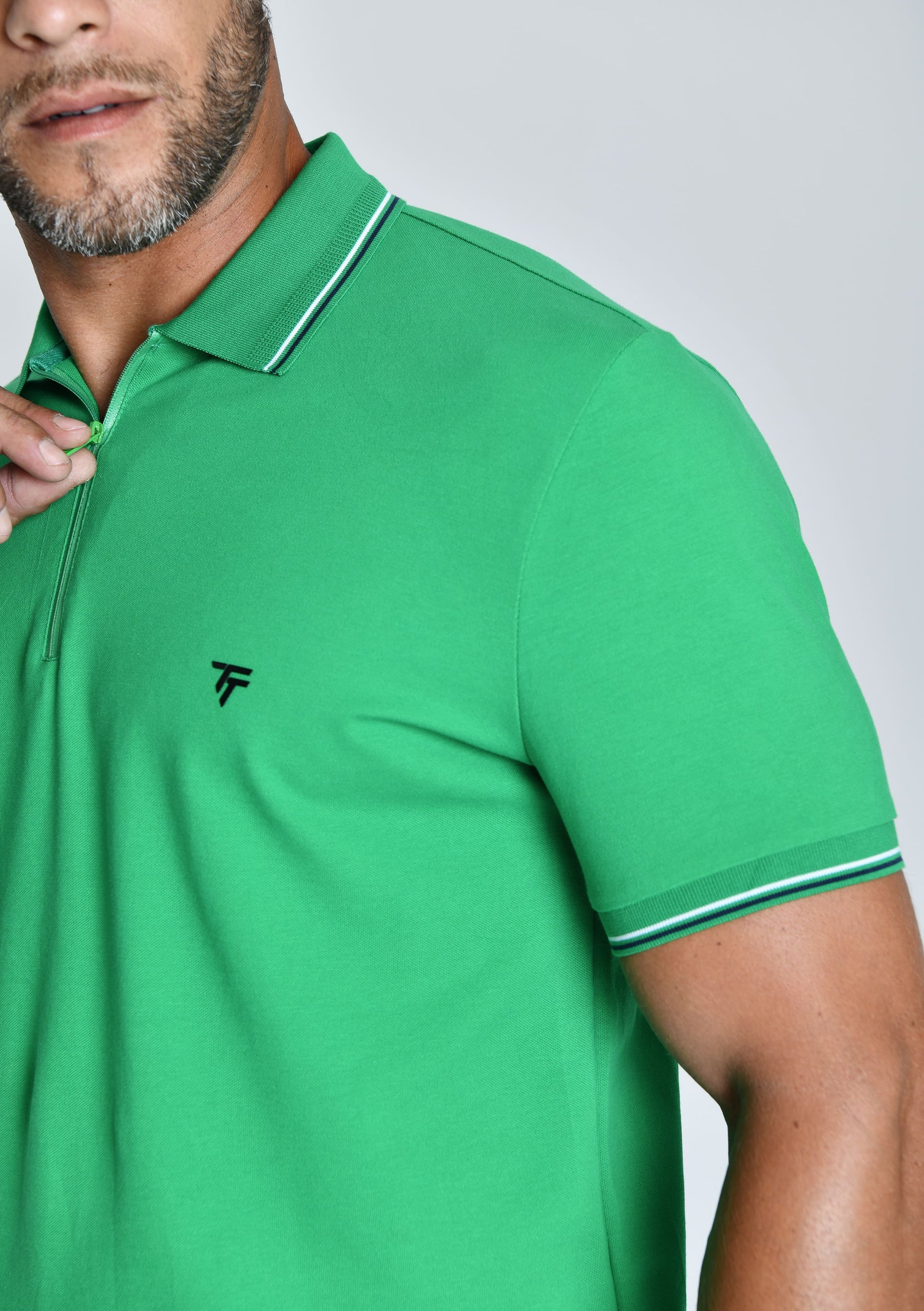 POLO TECH SUPREME™ TABUADA | TECNOLOGIA, CONFORTO E ELEGÂNCIA ATEMPORAL